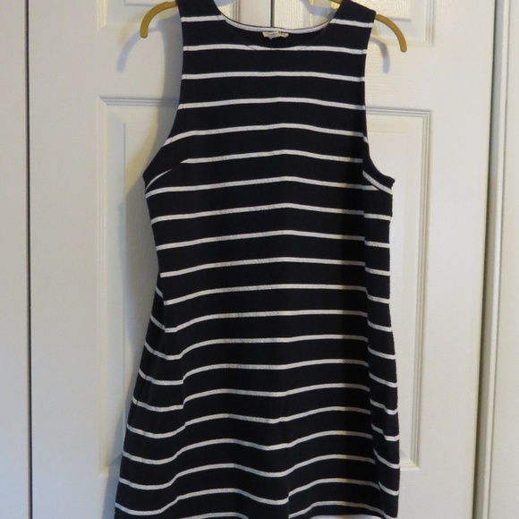 Maison Jules Dresses & Skirts - 2/$12 Maison Jules Navy White Stripe Dress Sz Lg